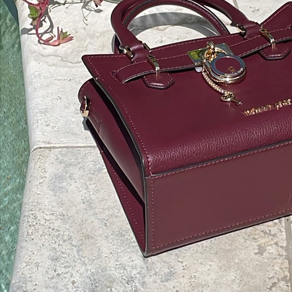 Michael Kors Hamilton Sm Satchel/Shoulder/Xbody In Merlot w/Gold-Toned HW NWOT - Picture 10 of 17